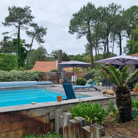 House With Heated Pool And Jacuzzi ヴィラ