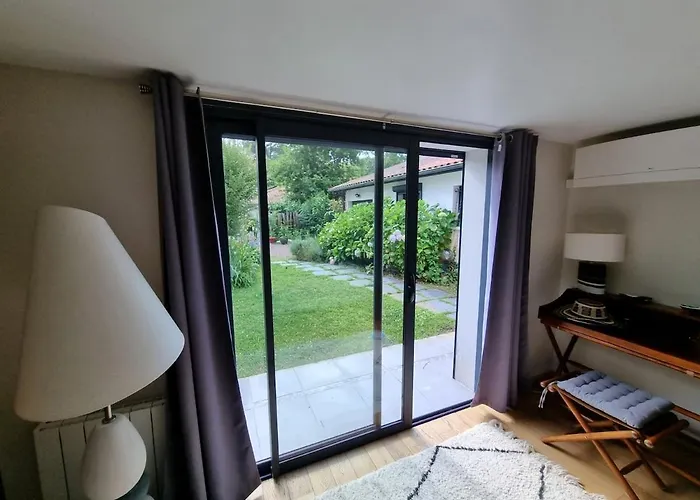 House With Heated Pool And Jacuzzi Villa *